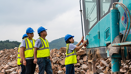 15年3万小时!山河智能元老级潜孔钻机“雄风”依旧