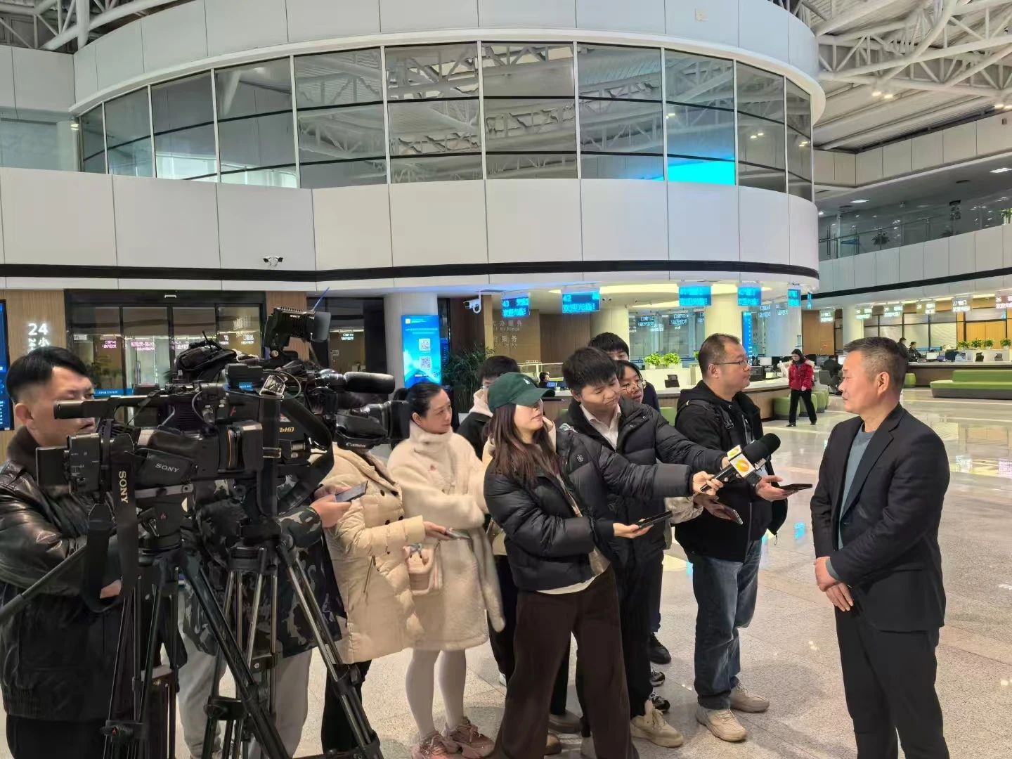 助力长沙经开区高质量发展，山河智能喜获四奖项