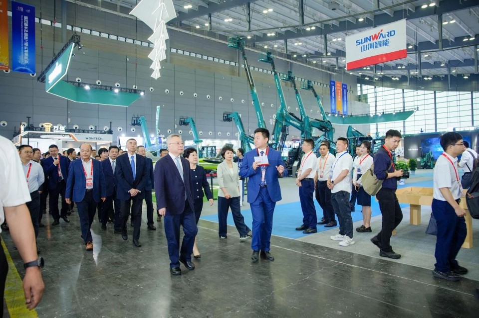 2025 CICEE | 山河智能实力闪耀2025长沙国际工程机械展
