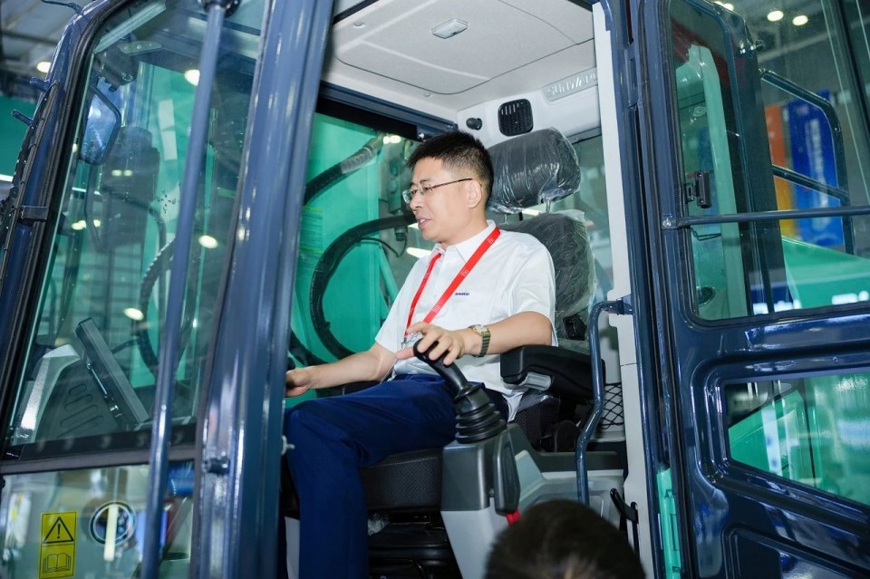 2025 CICEE | 山河智能实力闪耀2025长沙国际工程机械展