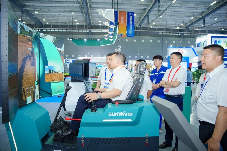 2025 CICEE | 山河智能实力闪耀2025长沙国际工程机械展